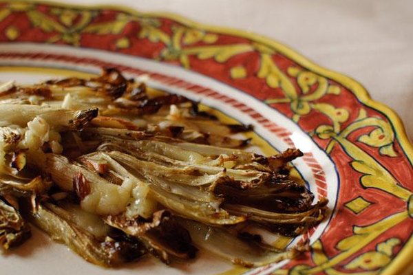 Andive gratinate cu cascaval si migdale