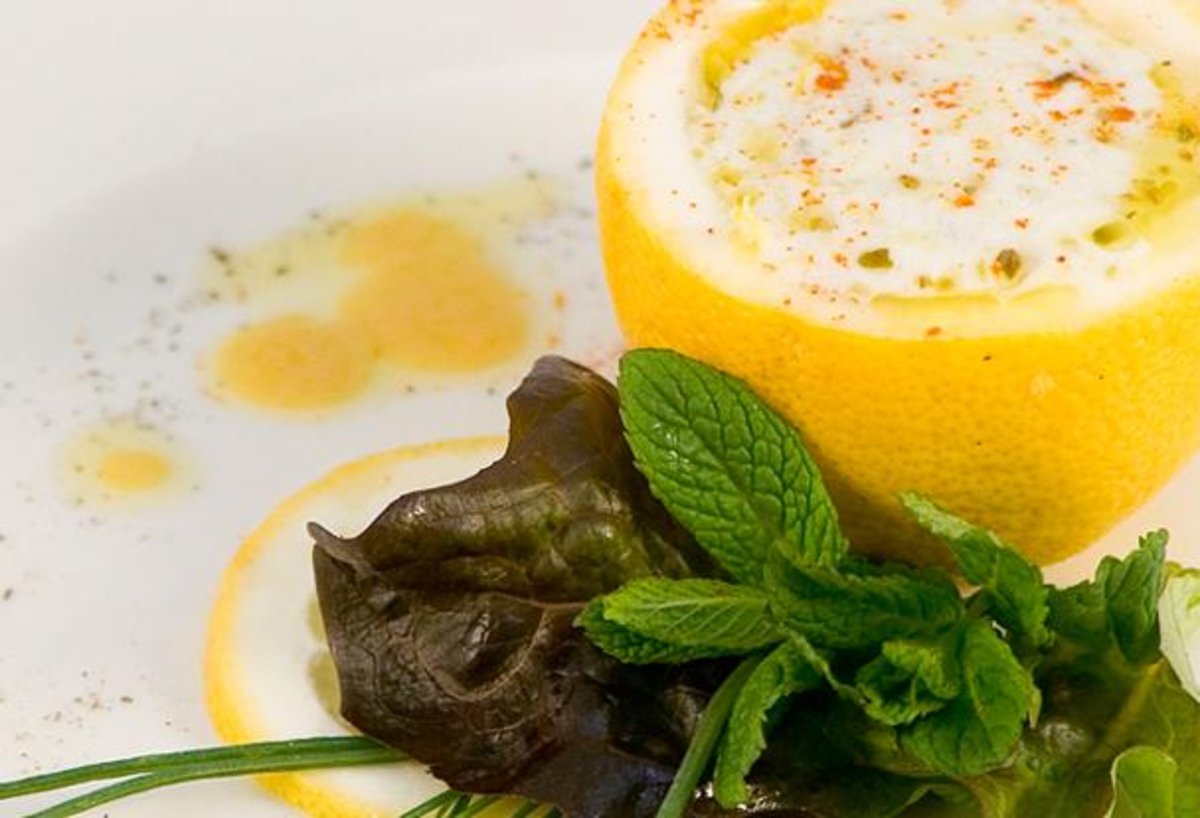 Lamaie umpluta cu branza feta si legume