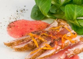 Piept de rata afumat cu portocala