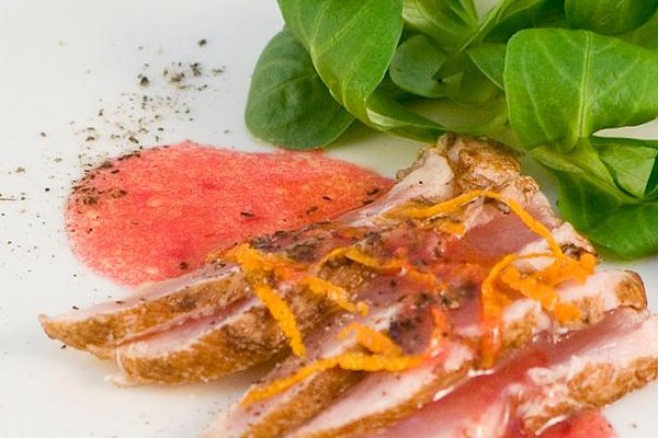 Piept de rata afumat cu portocala